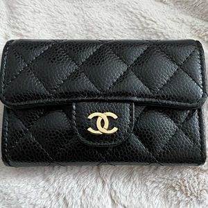 Chanel Caviar card holder